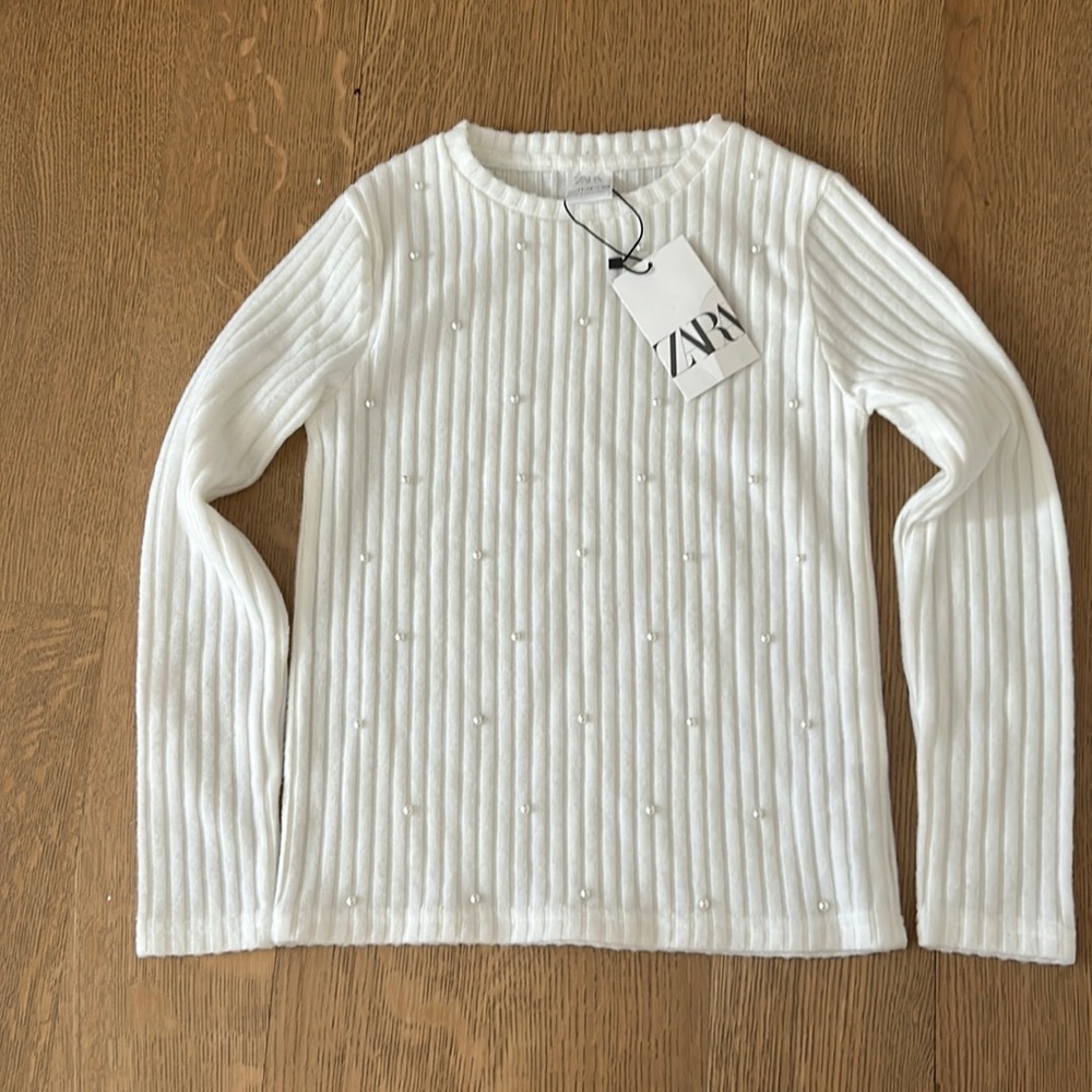 Pearl sweater new with tags